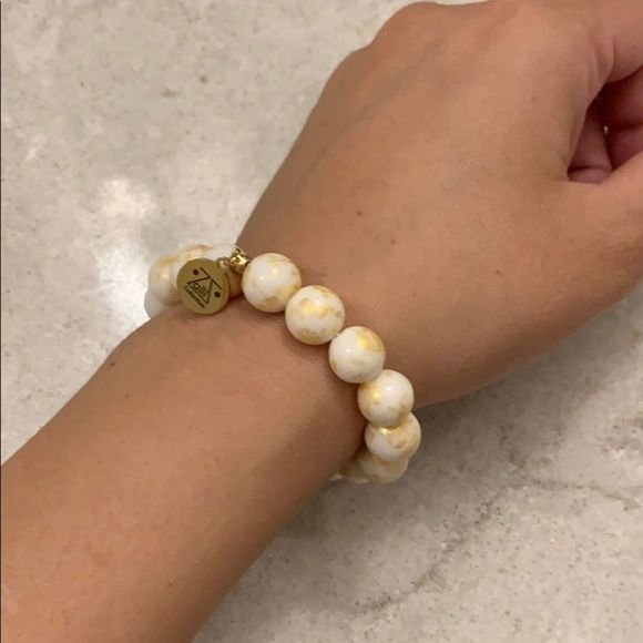 Jewelry - 14kt gf White jade plated with‎ gold bracelet